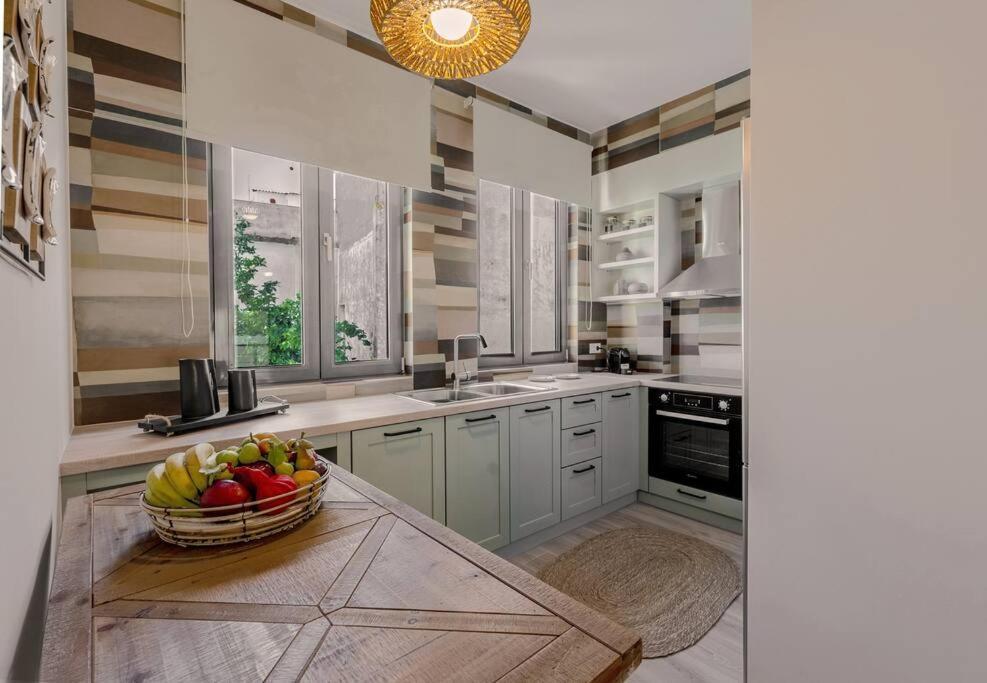 Enigma, A Lux And Boho City Apartment Downtown Preveza Exterior foto